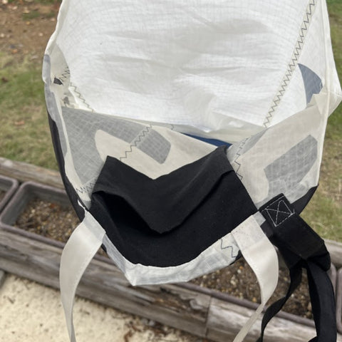 sAto tote back "26"