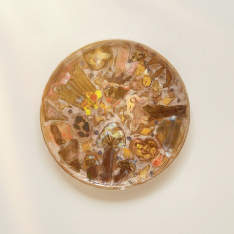 Shroom Plate 4:5 with White Space