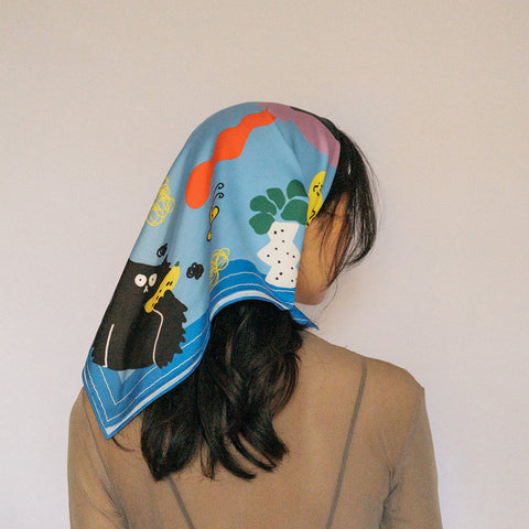 Friends of Snackfood scarf