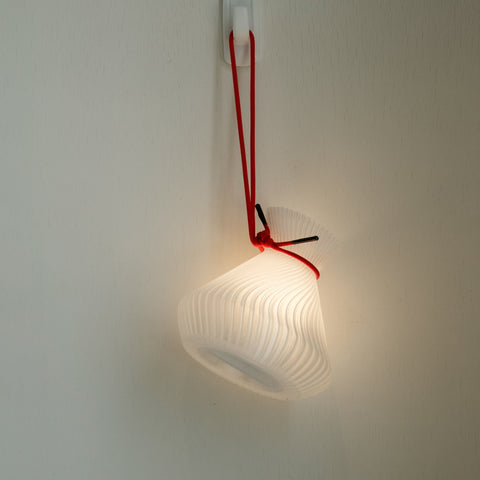 Ikat Tepi lamp