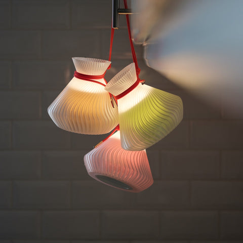 Ikat Tepi lamp